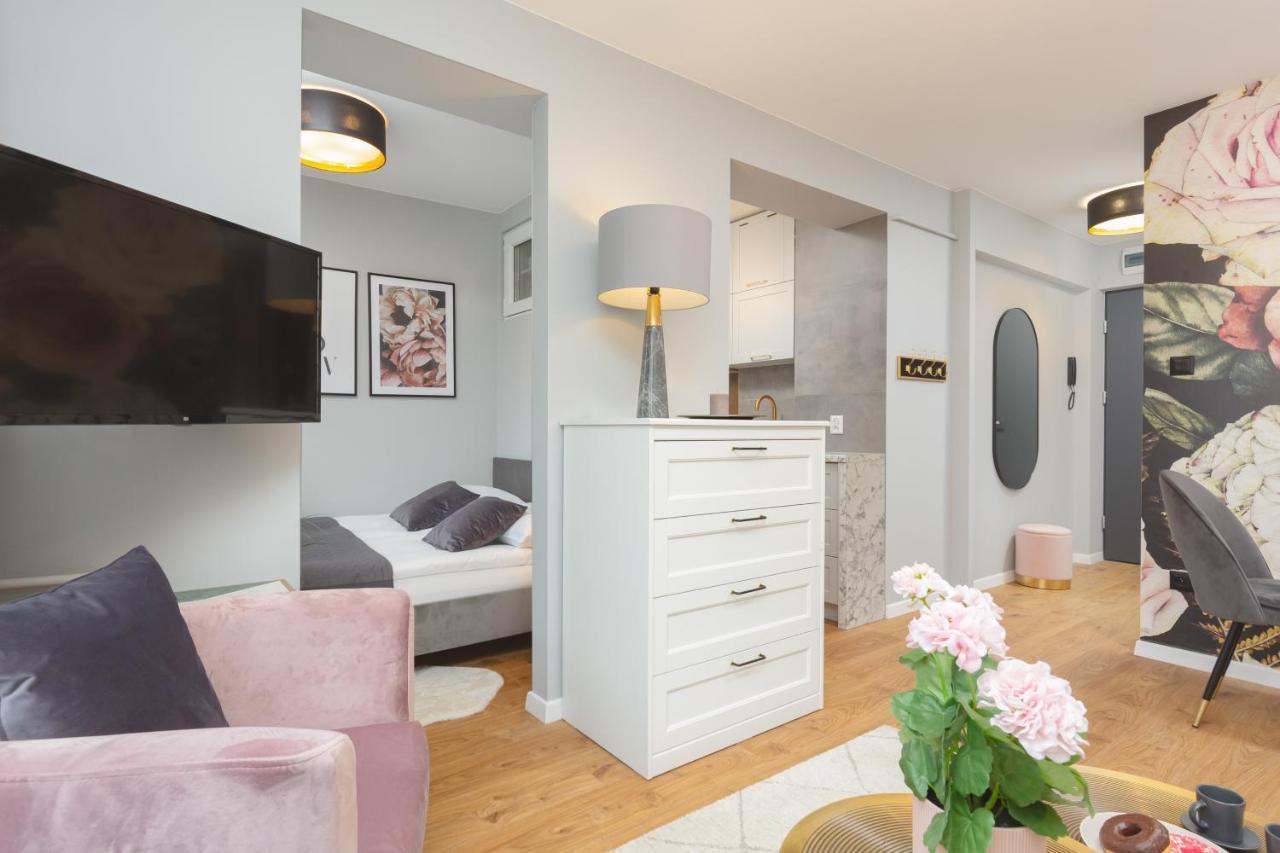 City Center Apartment Near The Vistula By Noclegi Renters 바르샤바 외부 사진