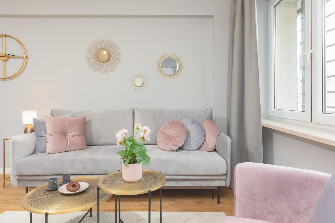 City Center Apartment Near The Vistula By Noclegi Renters 바르샤바 외부 사진