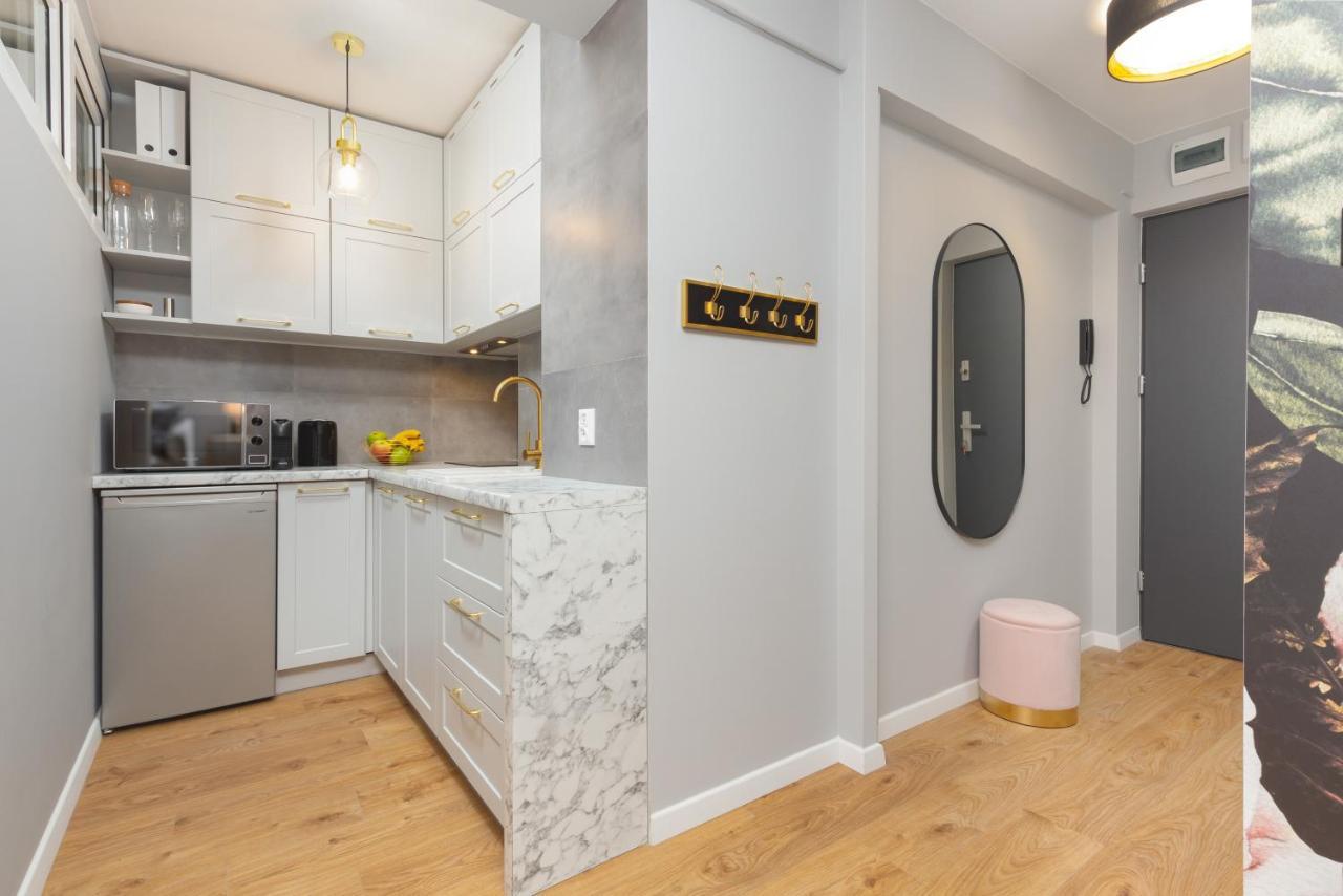 City Center Apartment Near The Vistula By Noclegi Renters 바르샤바 외부 사진