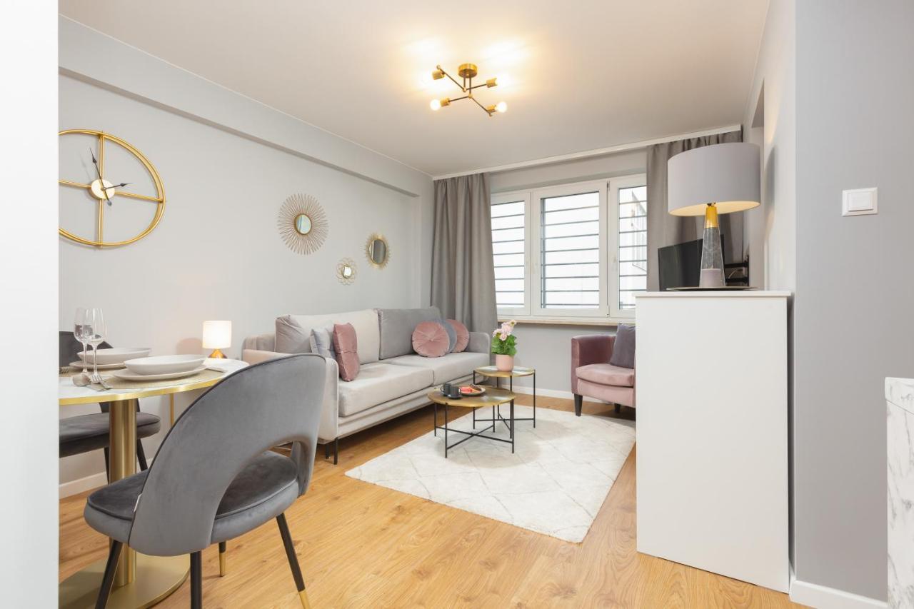 City Center Apartment Near The Vistula By Noclegi Renters 바르샤바 외부 사진